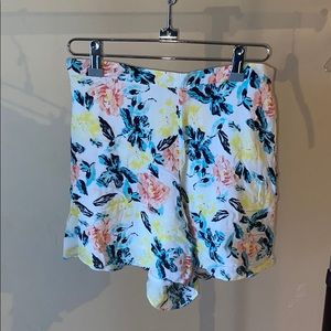 Pacsun Floral Highwaisted Shorts
